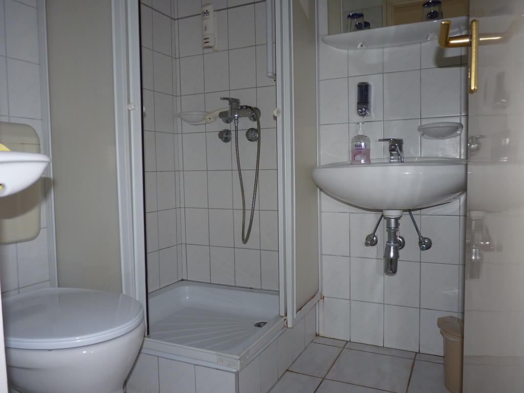Hotel Kastelyszallo Szarkavar Kaposújlak Pokoj fotografie