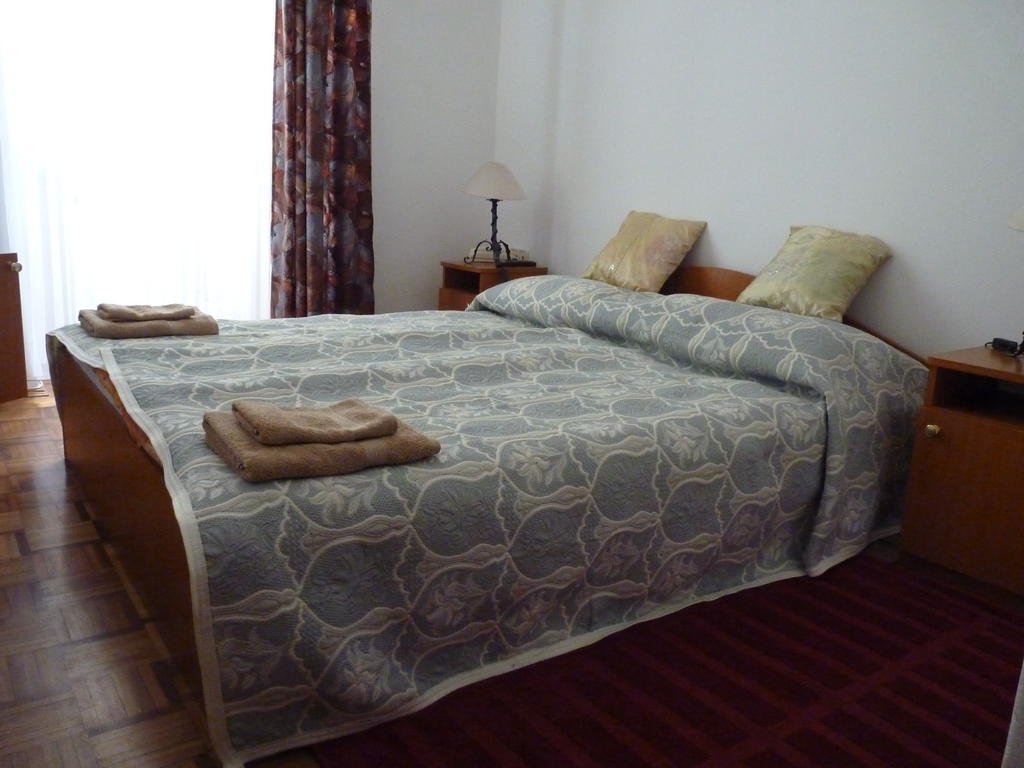 Hotel Kastelyszallo Szarkavar Kaposújlak Pokoj fotografie