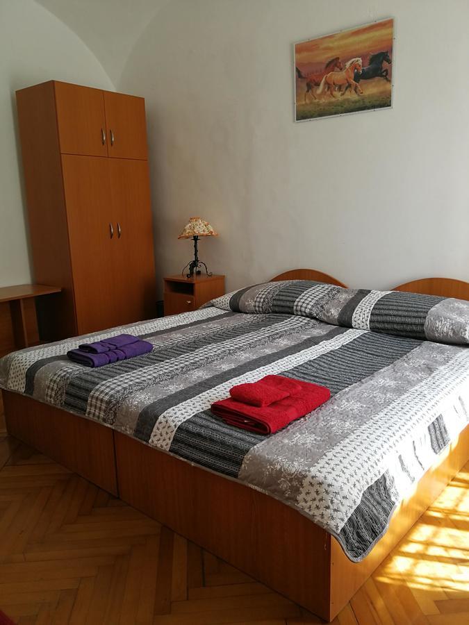 Hotel Kastelyszallo Szarkavar Kaposújlak Exteriér fotografie